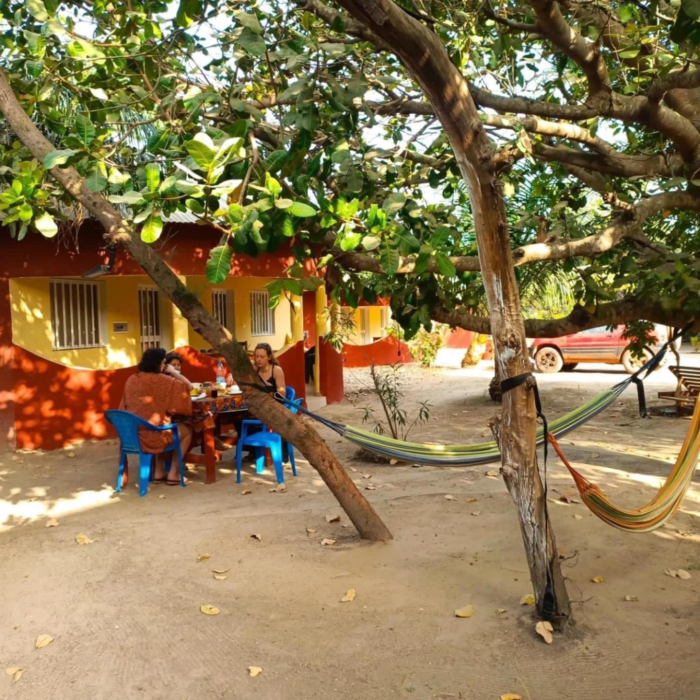 Abene Shudyma Lodge Abémé エクステリア 写真