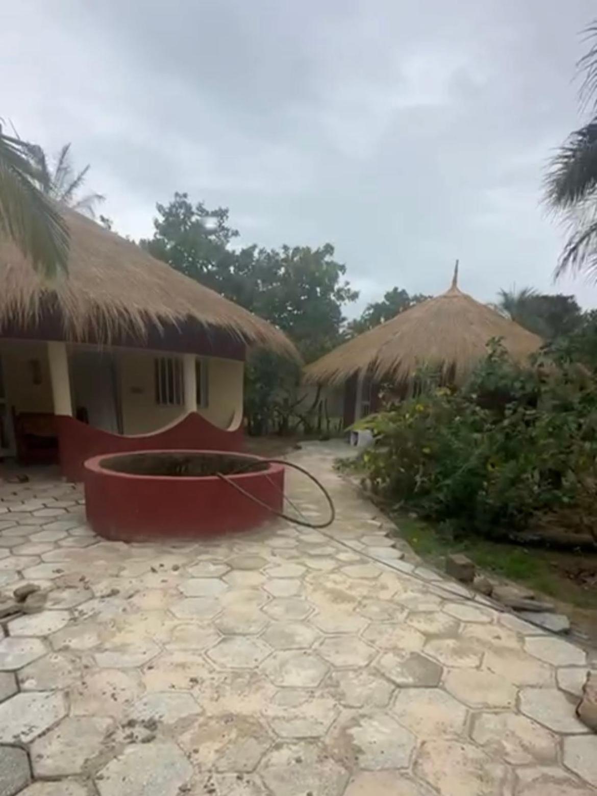 Abene Shudyma Lodge Abémé エクステリア 写真