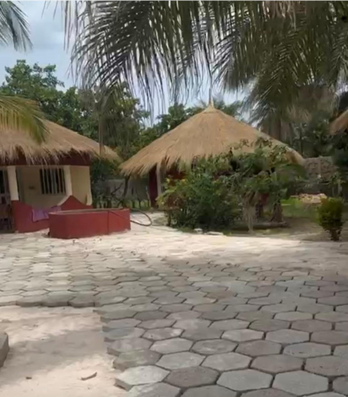 Abene Shudyma Lodge Abémé エクステリア 写真