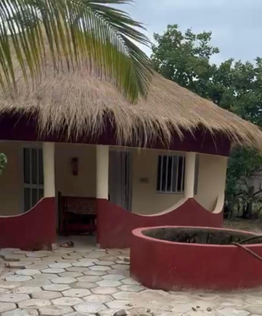 Abene Shudyma Lodge Abémé エクステリア 写真
